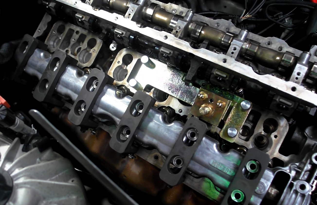 exhaust camshaft remover installer